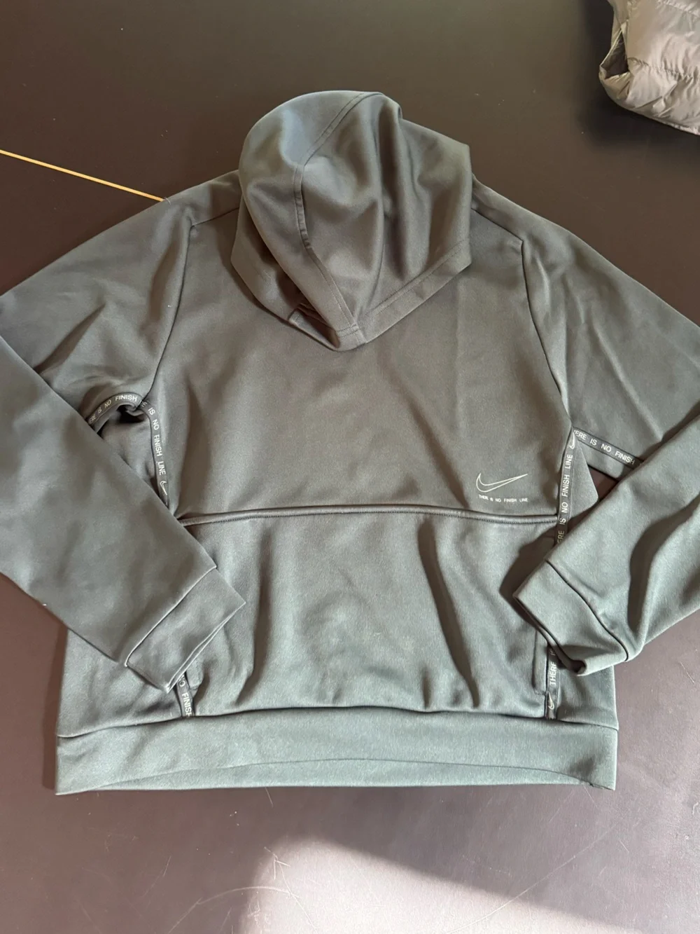 Nike kids’s Dark Gray Performance Hoodie